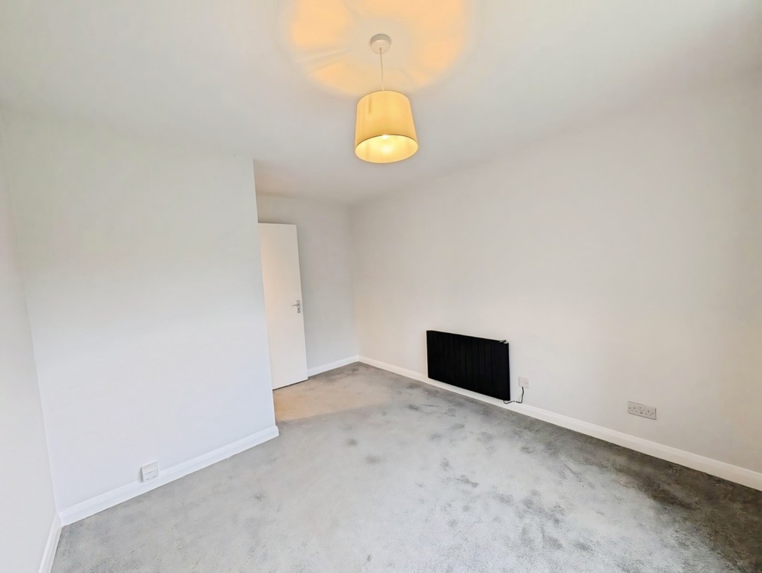 1 bedroom Flat for Letting Gorringes Brook, Horsham