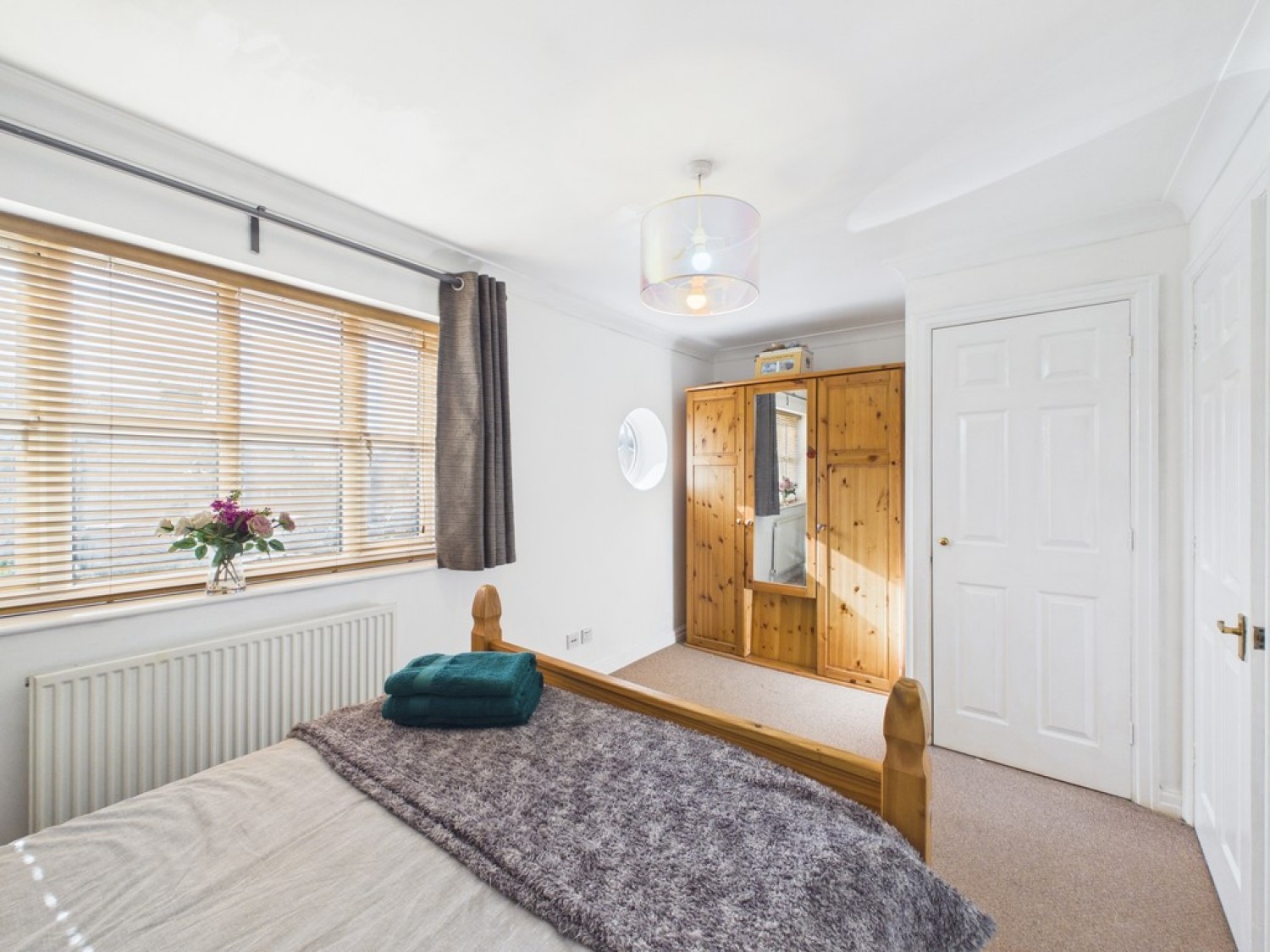 3 bedroom House for Sale Gales Drive , Three Bridges, Crawley