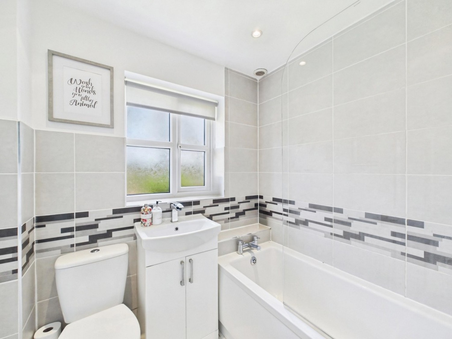 3 bedroom House for Sale Gales Drive , Three Bridges, Crawley