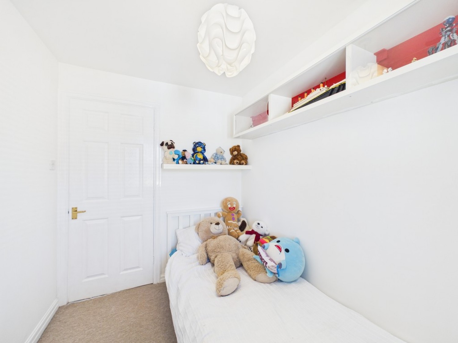 3 bedroom House for Sale Gales Drive , Three Bridges, Crawley