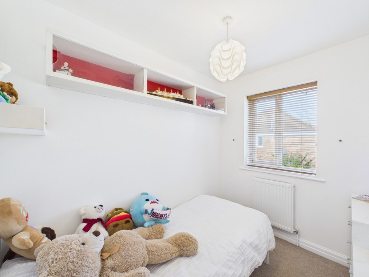 Gales Drive , Three Bridges, Crawley