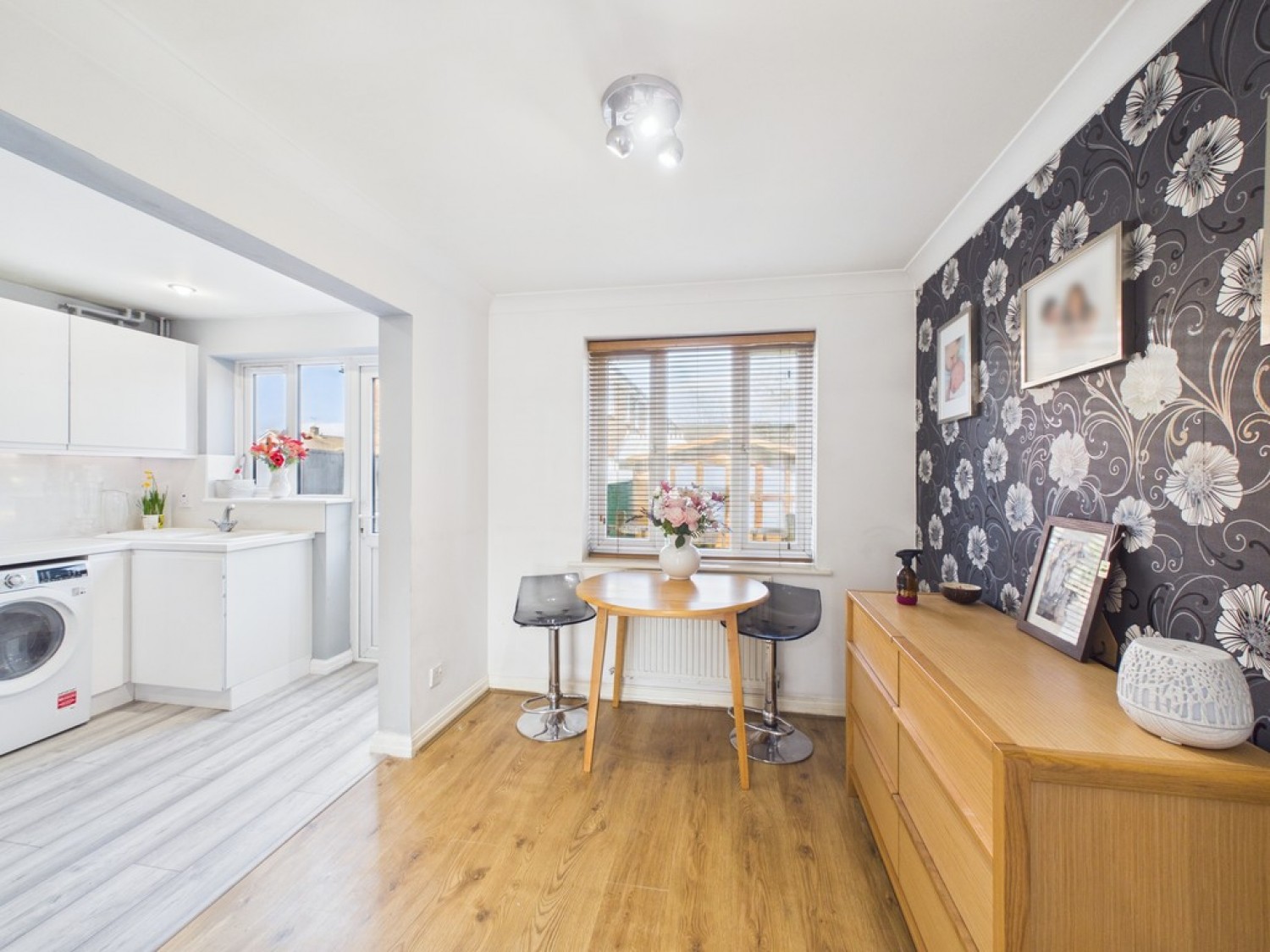 3 bedroom House for Sale Gales Drive , Three Bridges, Crawley