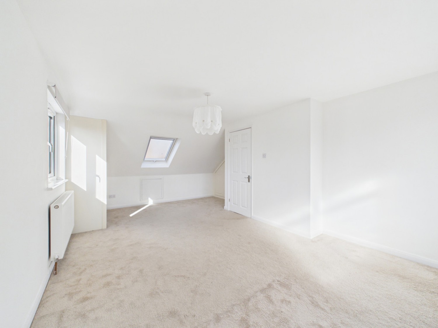 3 bedroom Bungalow for Sale Agate Lane , Horsham