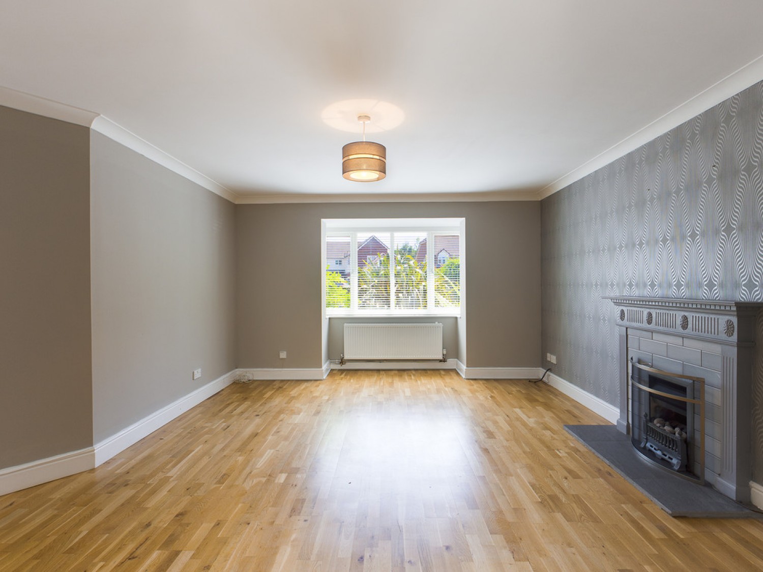 4 bedroom House for Sale Dutchells Copse, Horsham