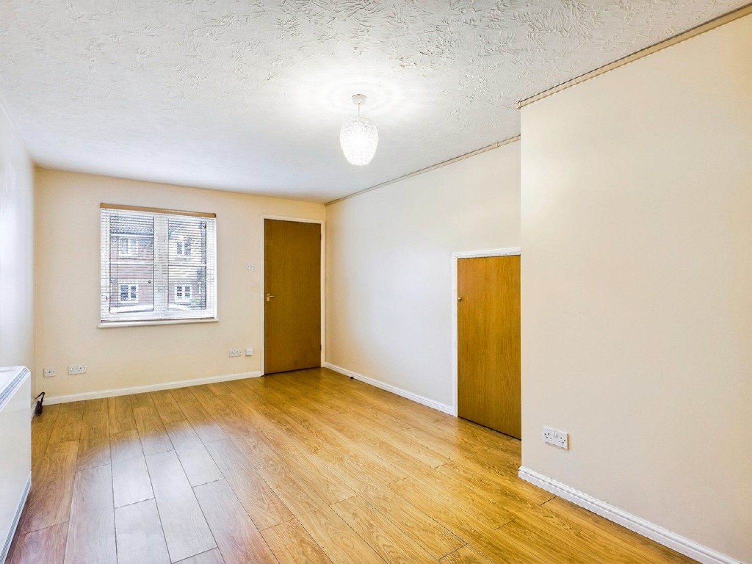 1 bedroom Flat for Sale Maidenbower, Crawley