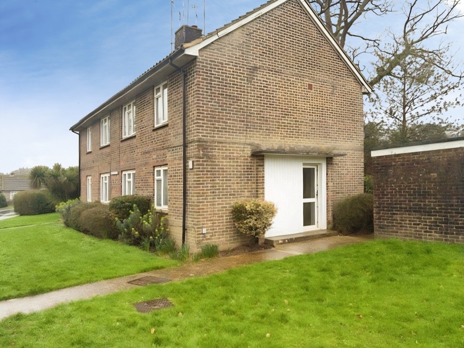 1 bedroom Flat for Letting Gaggle Wood, Mannings Heath