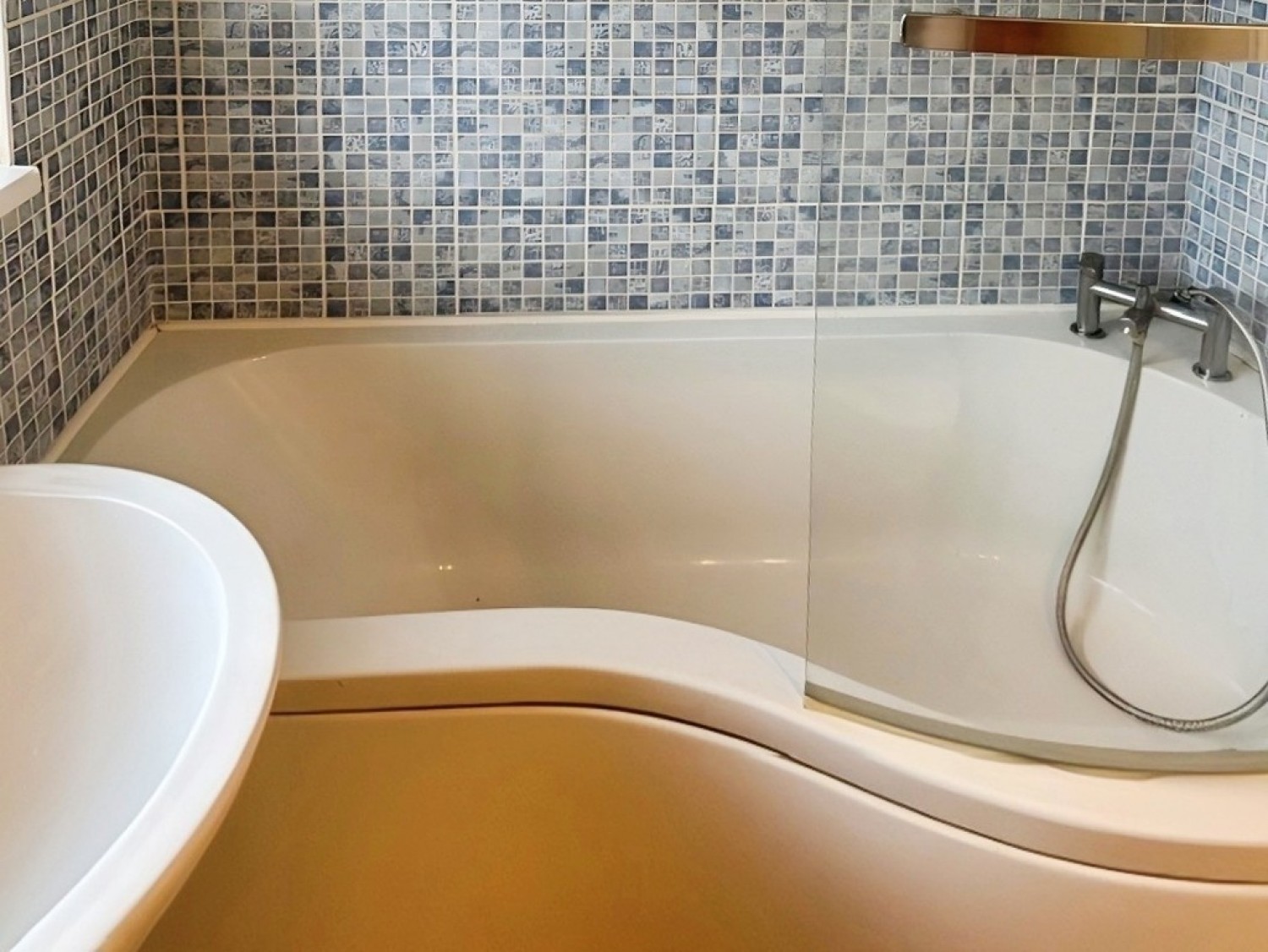 1 bedroom Flat for Letting Gaggle Wood, Mannings Heath