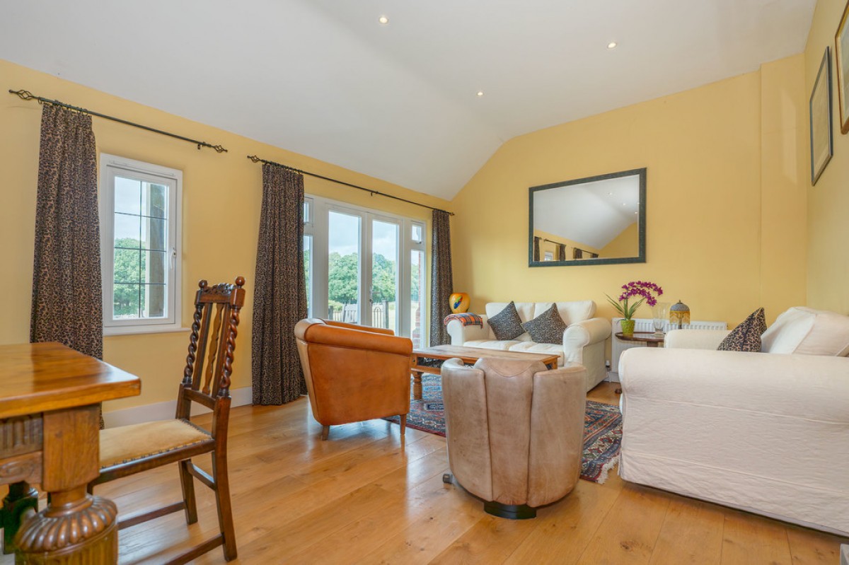 Marches Road, Warnham