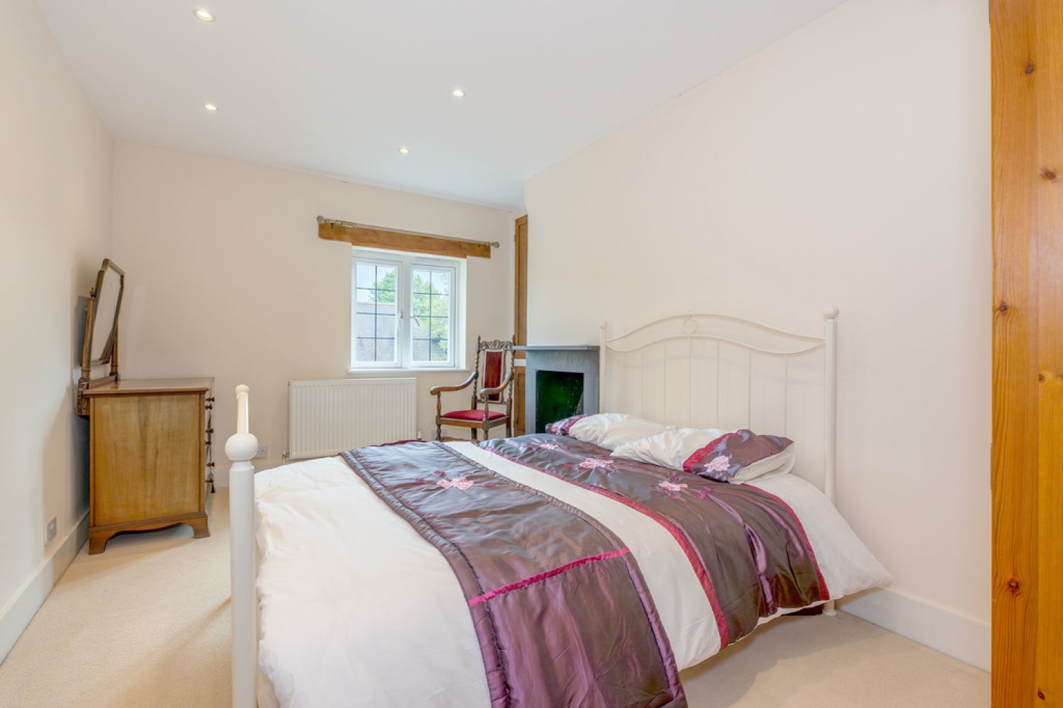 6 bedroom House for Sale Marches Road, Warnham