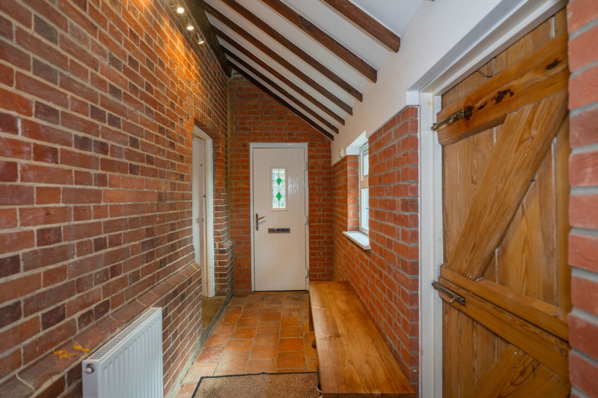 Marches Road, Warnham