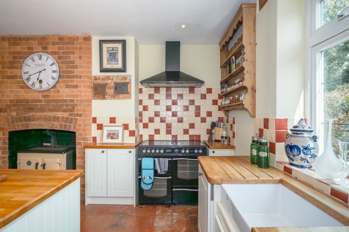 Marches Road, Warnham