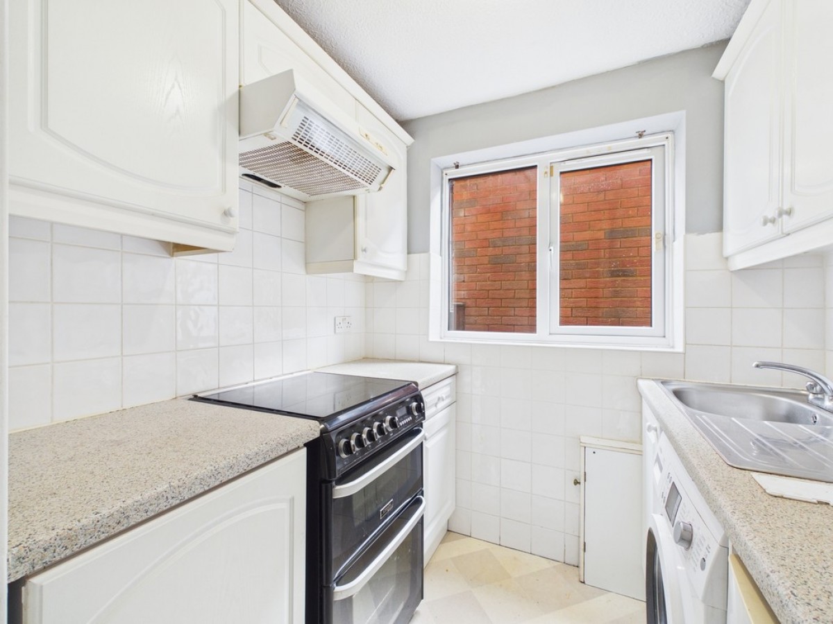 Langley Green, Crawley