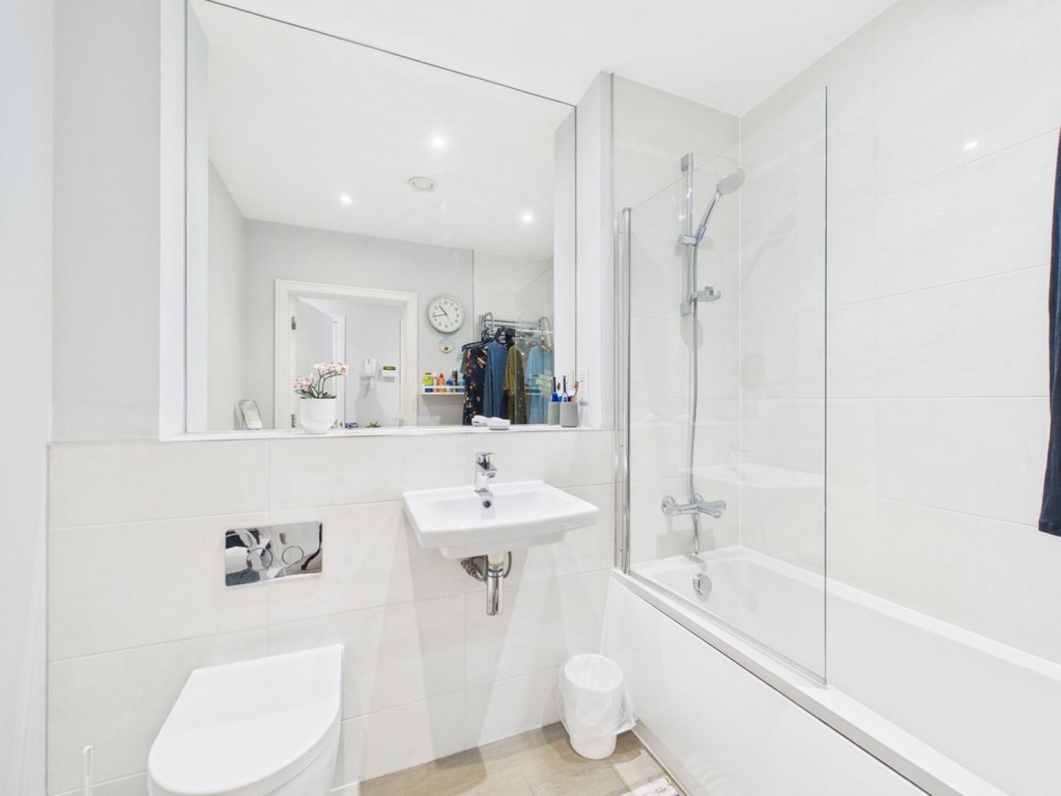 1 bedroom Flat for Sale Horsham Gates One, North Street