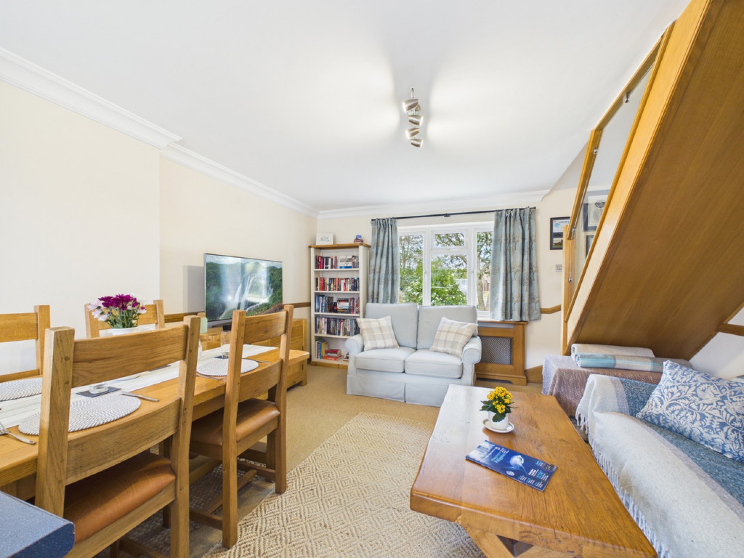 2 bedroom House for Sale Holbrook School Lane, Horsham