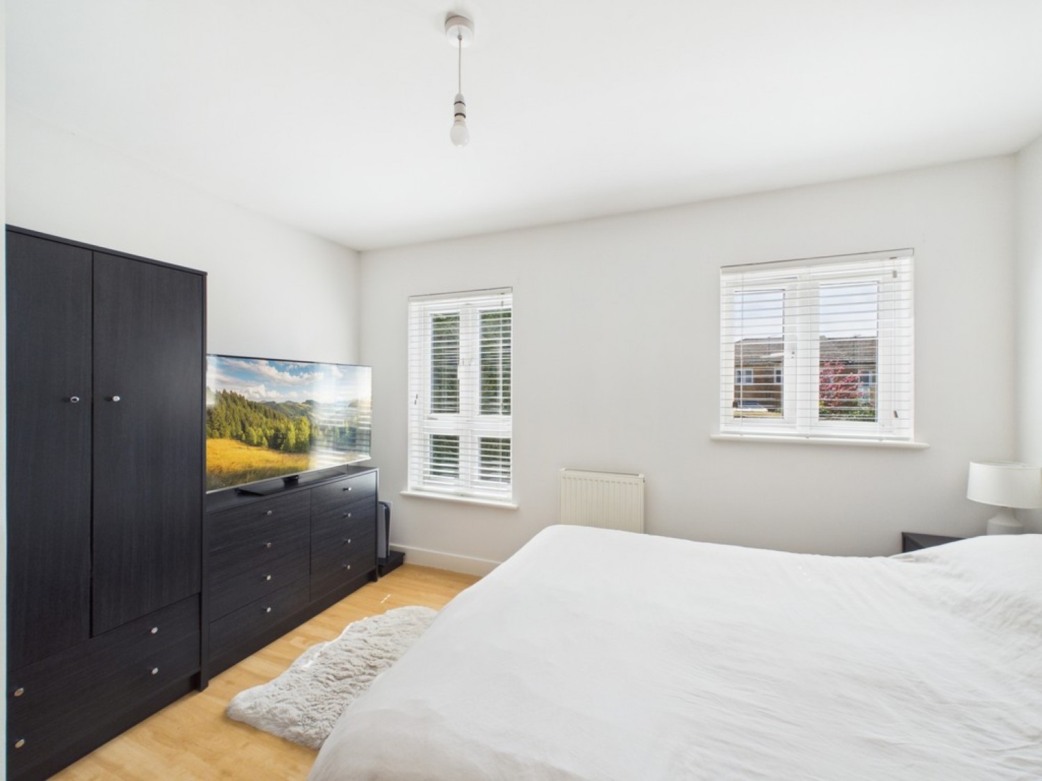 2 bedroom House for Sale Pound Hill, Crawley