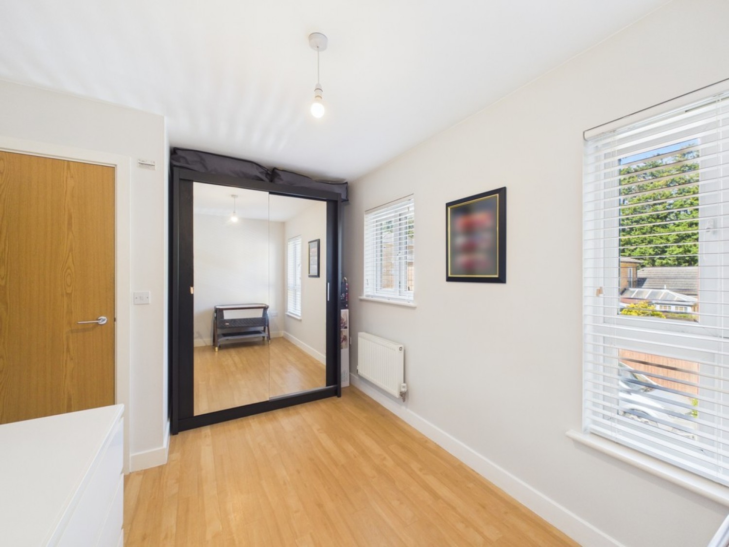 2 bedroom House for Sale Pound Hill, Crawley