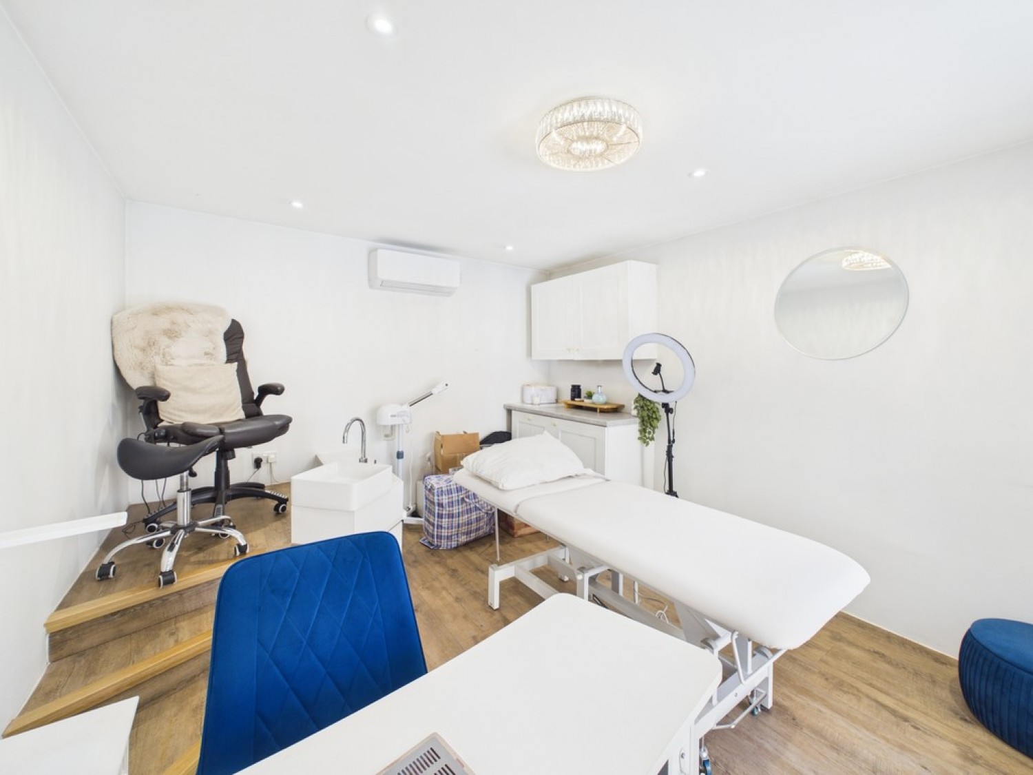 2 bedroom House for Sale Pound Hill, Crawley