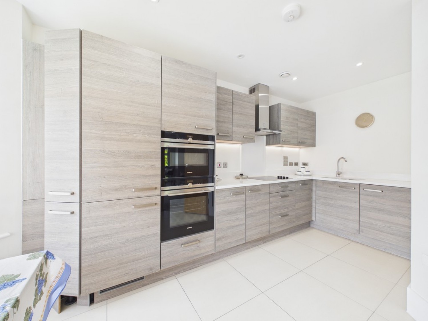 2 bedroom Flat for Sale Durrants Drive, Durrants Village, Faygate