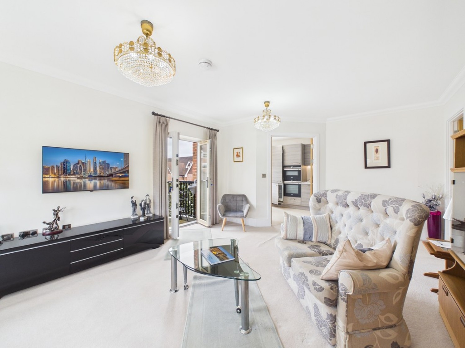 2 bedroom Flat for Sale Durrants Drive, Durrants Village, Faygate