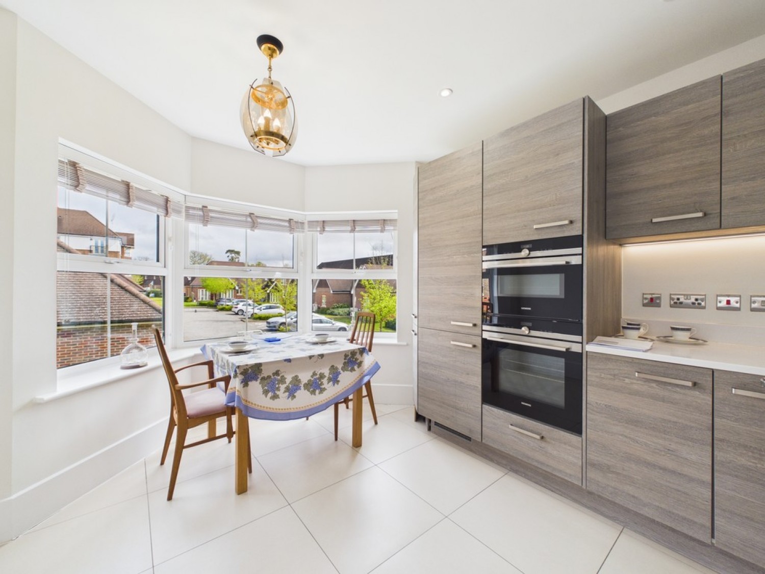 2 bedroom Flat for Sale Durrants Drive, Durrants Village, Faygate