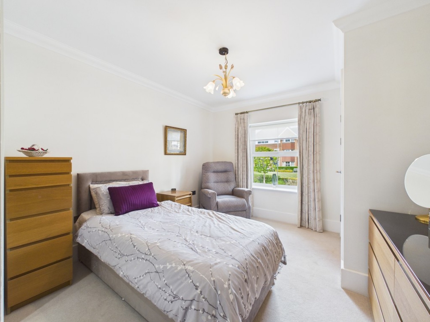 2 bedroom Flat for Sale Durrants Drive, Durrants Village, Faygate