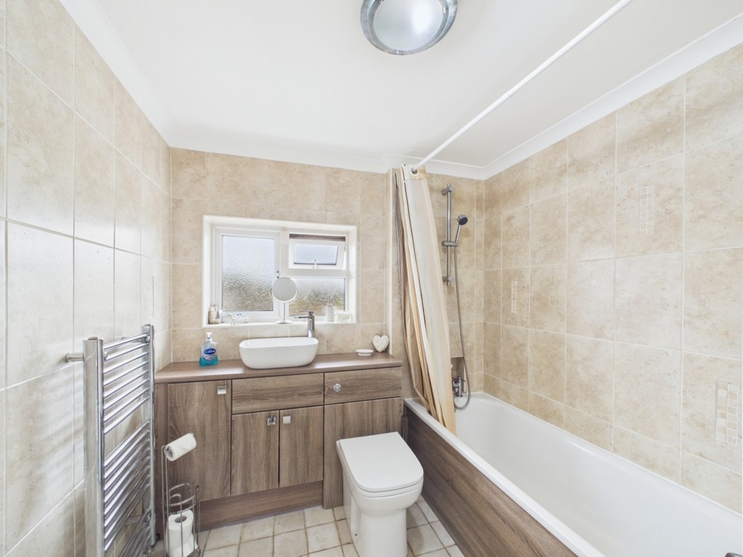 5 bedroom House for Sale Milton Road, Pound Hill, Crawley