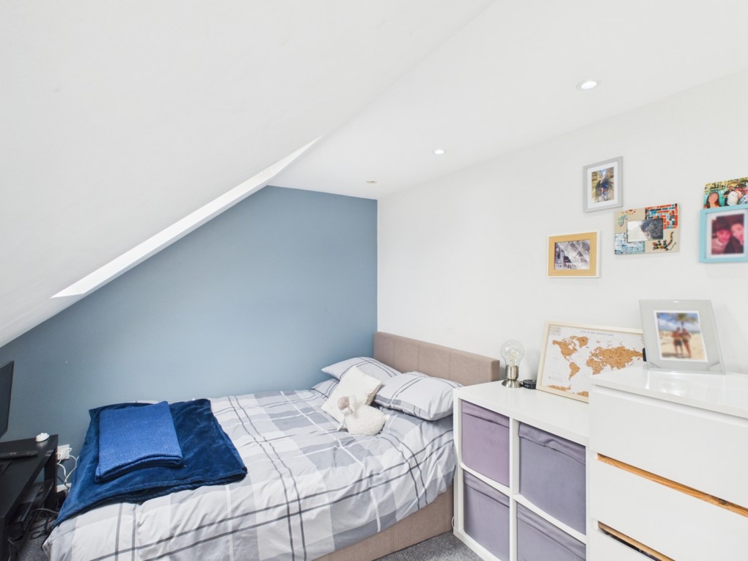 5 bedroom House for Sale Milton Road, Pound Hill, Crawley