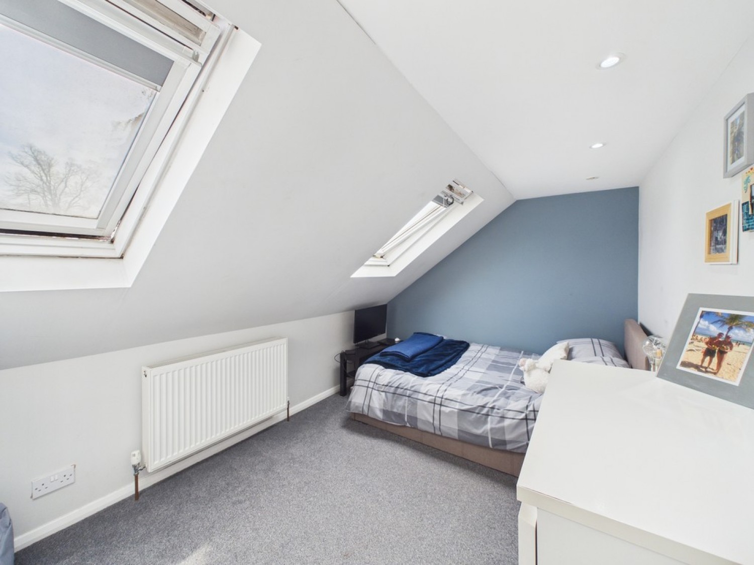 5 bedroom House for Sale Milton Road, Pound Hill, Crawley