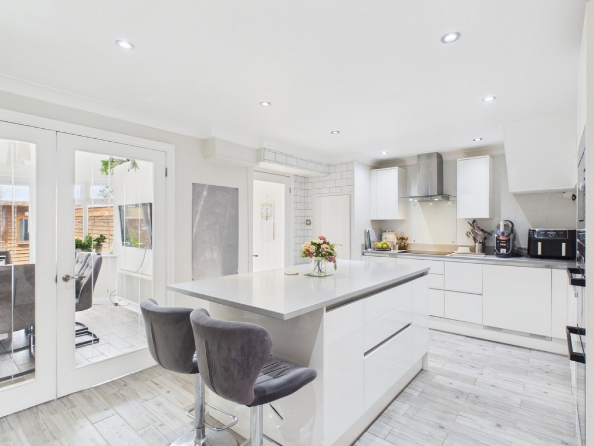 Milton Road, Pound Hill, Crawley