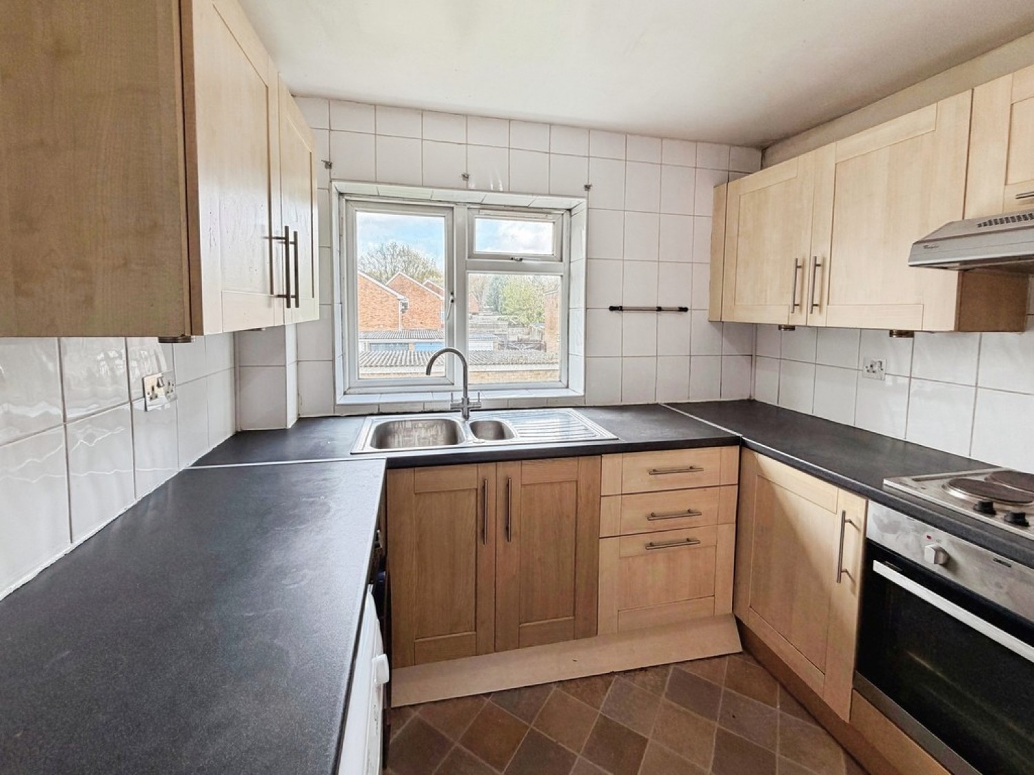 2 bedroom Flat for Letting Hayling Court, Crawley