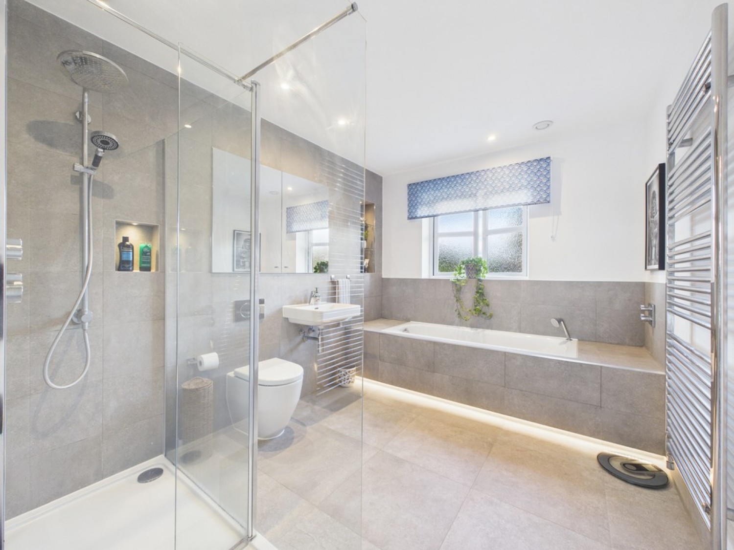4 bedroom House for Sale Kensett Avenue, Southwater