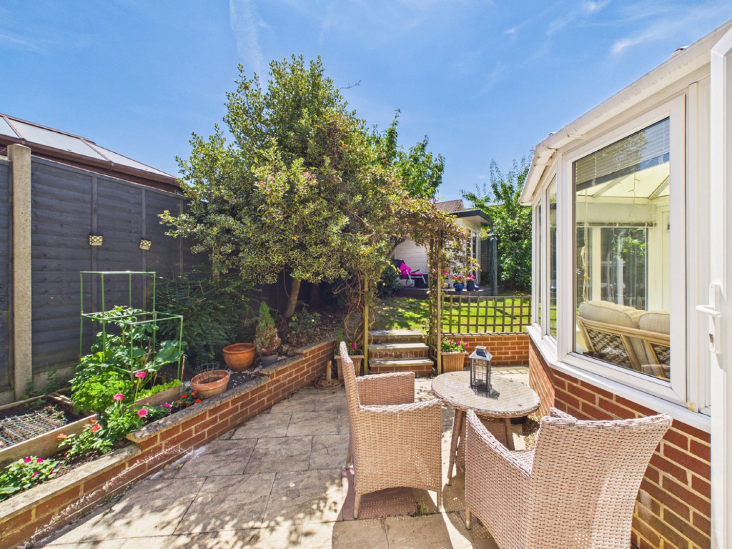 4 bedroom House for Sale Earles Meadow, Horsham