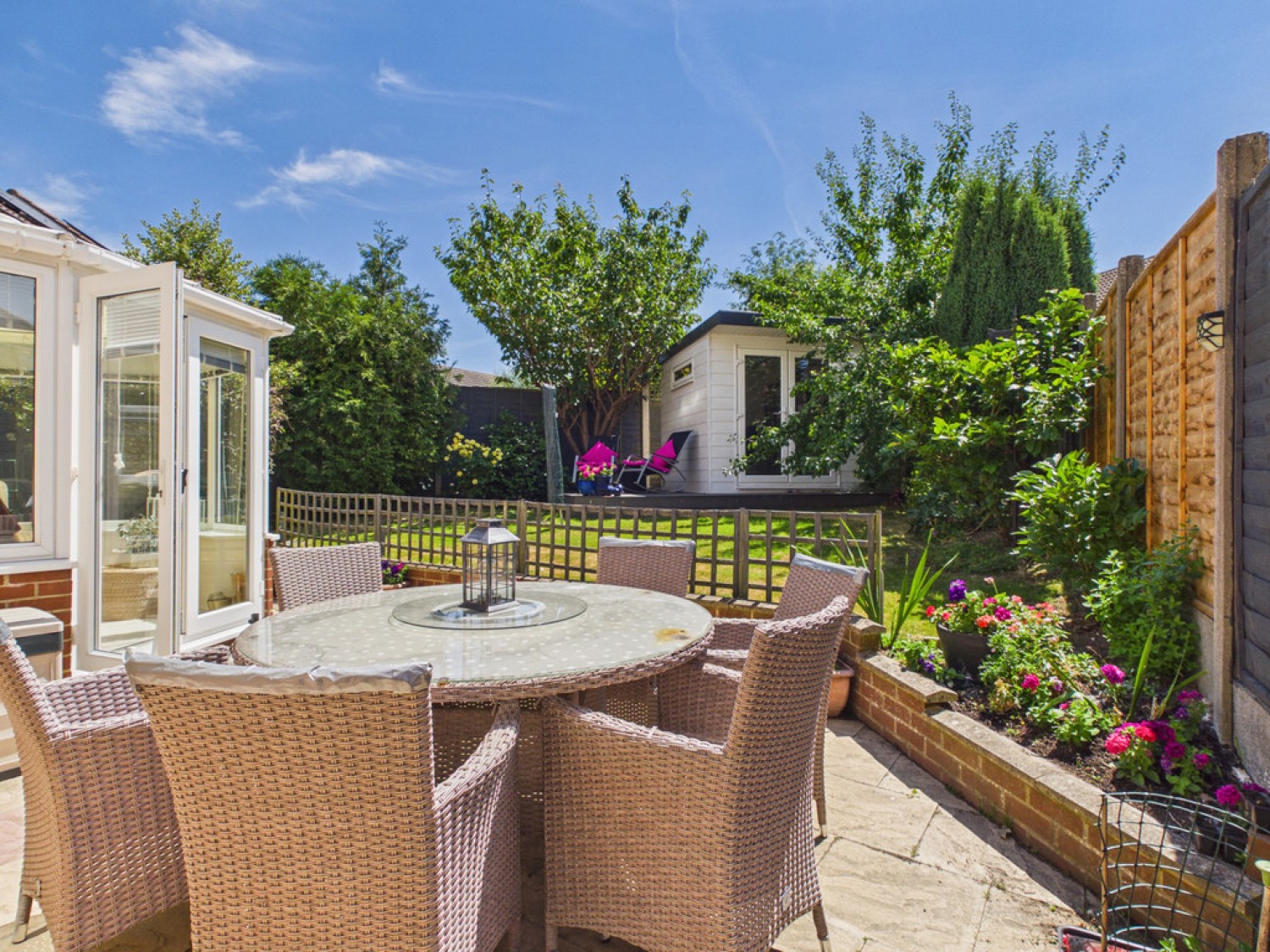 4 bedroom House for Sale Earles Meadow, Horsham