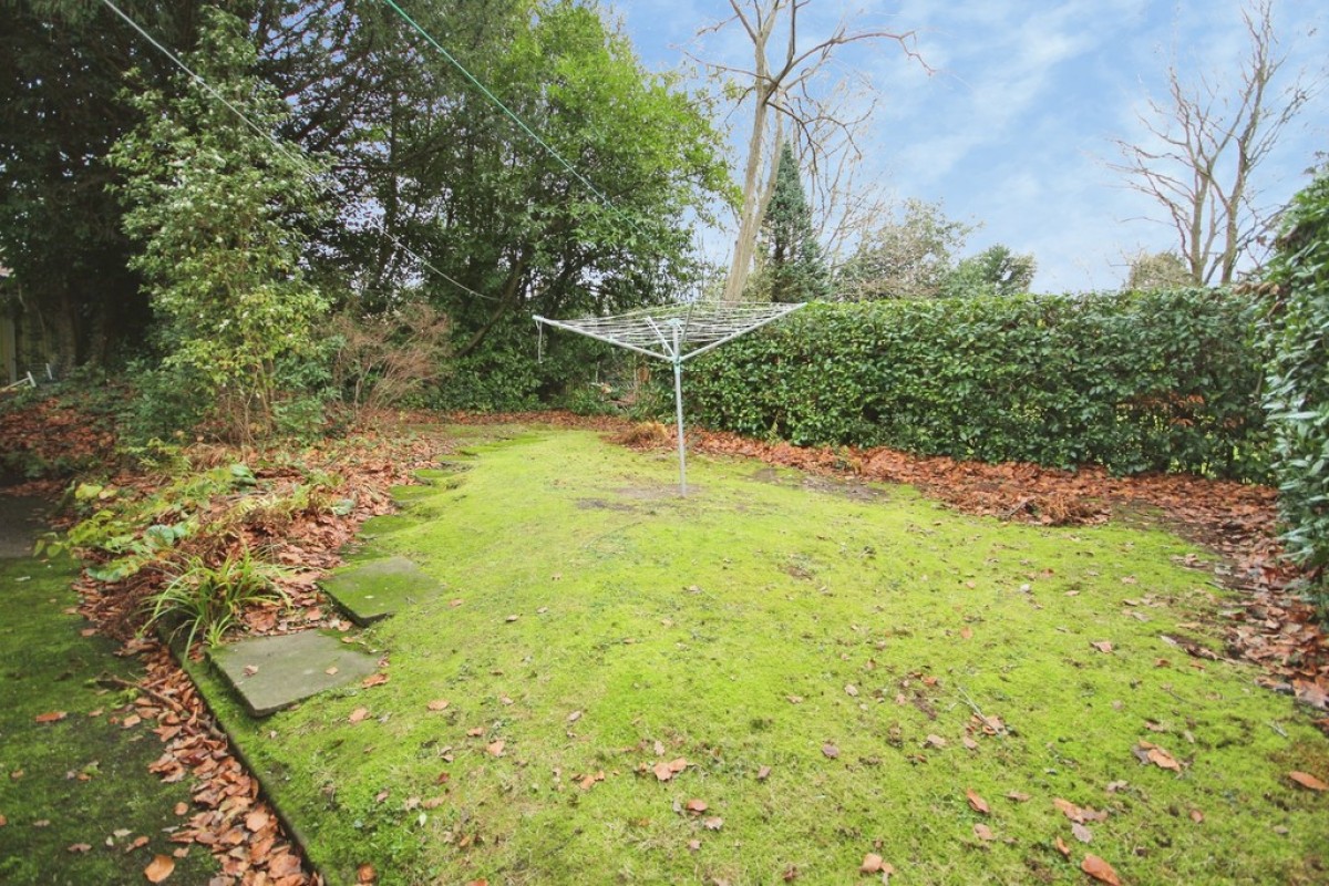 Dormans Road, Lingfield