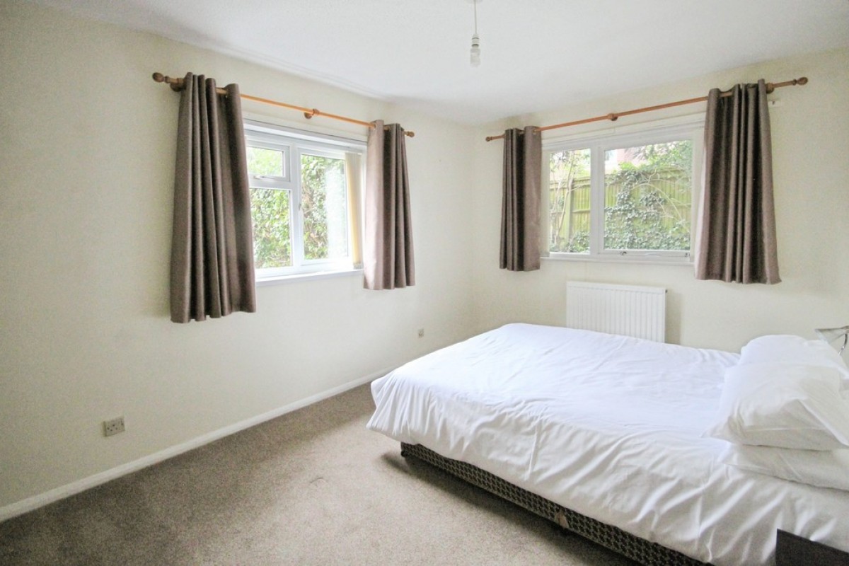 Dormans Road, Lingfield