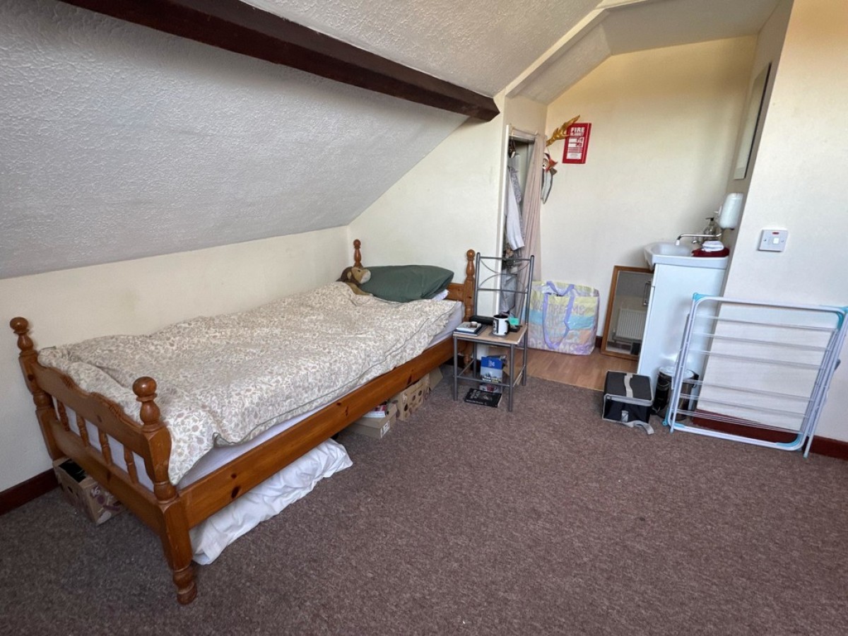 Lister Hill, Falmouth