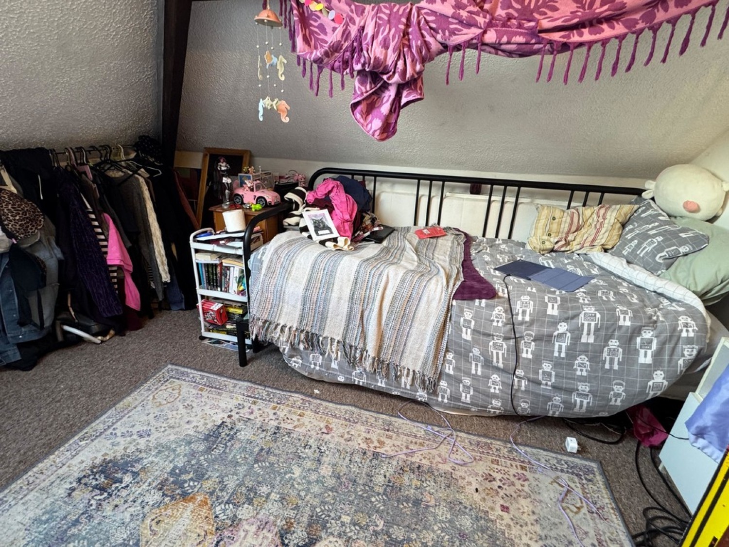 6 bedroom House of Multiple Occupation in Lister Hill, Falmouth