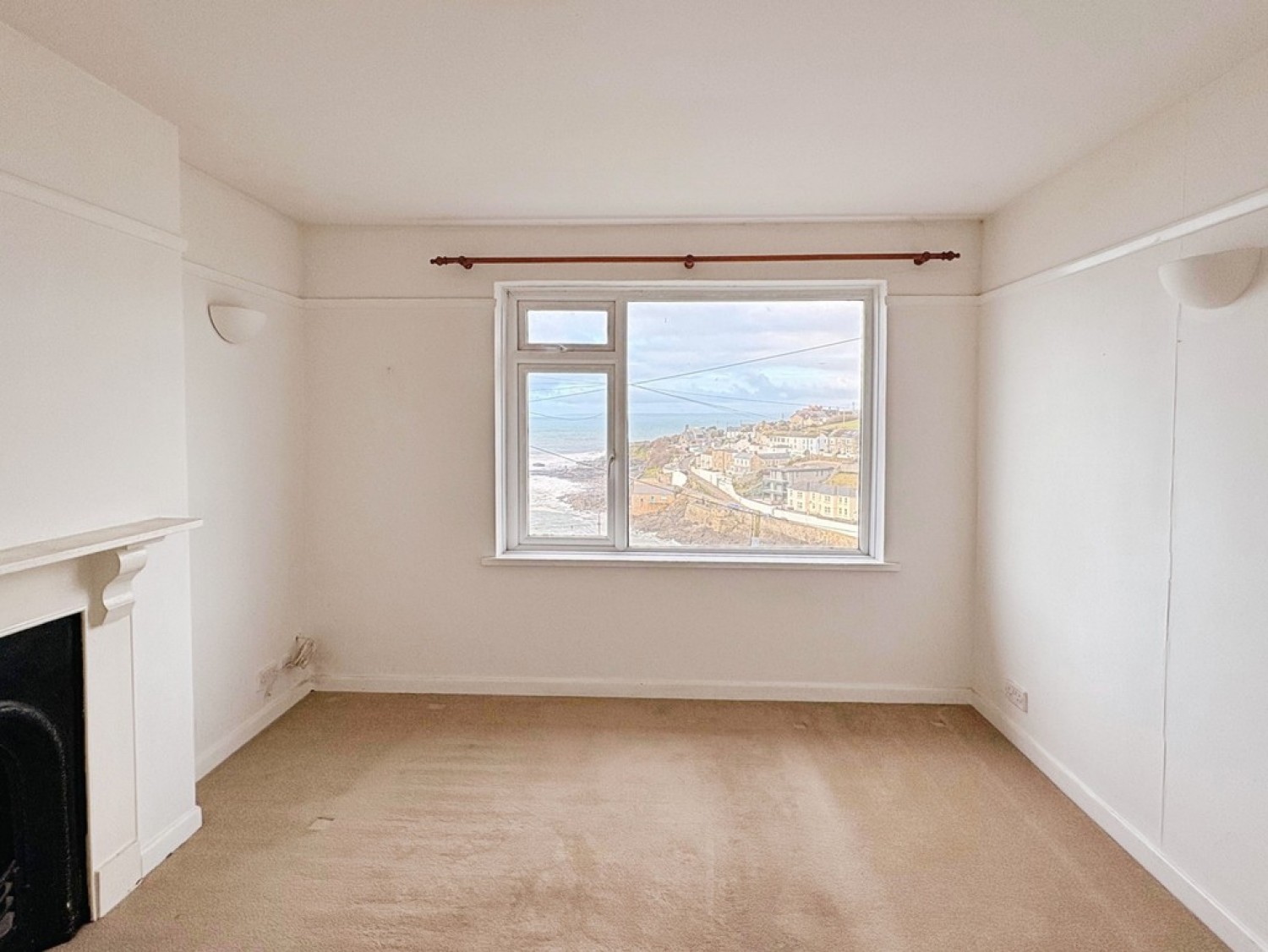 3 bedroom Flat in Peverell Terrace, Porthleven