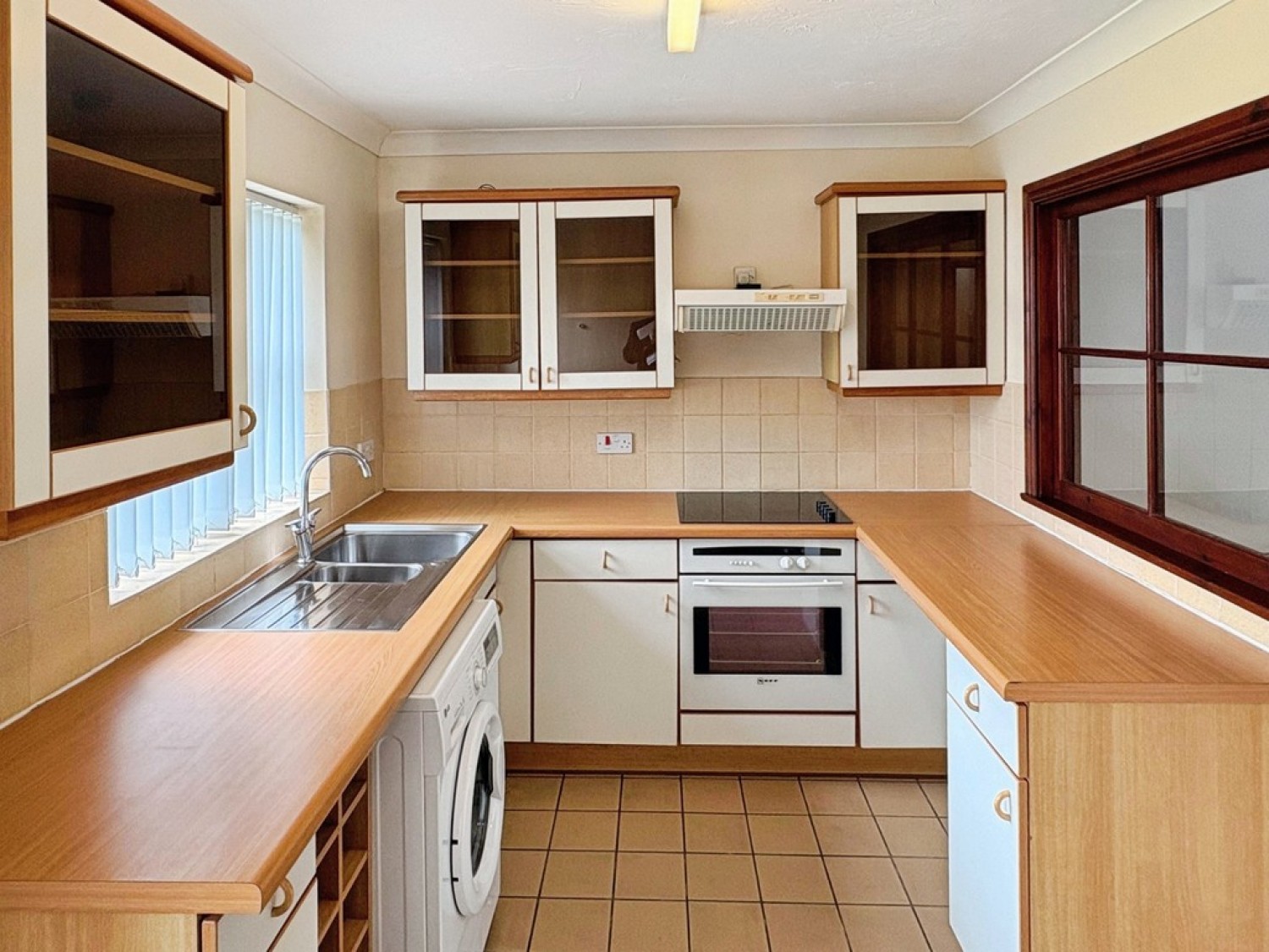 2 bedroom House for Letting Trenoweth Court, The Lizard