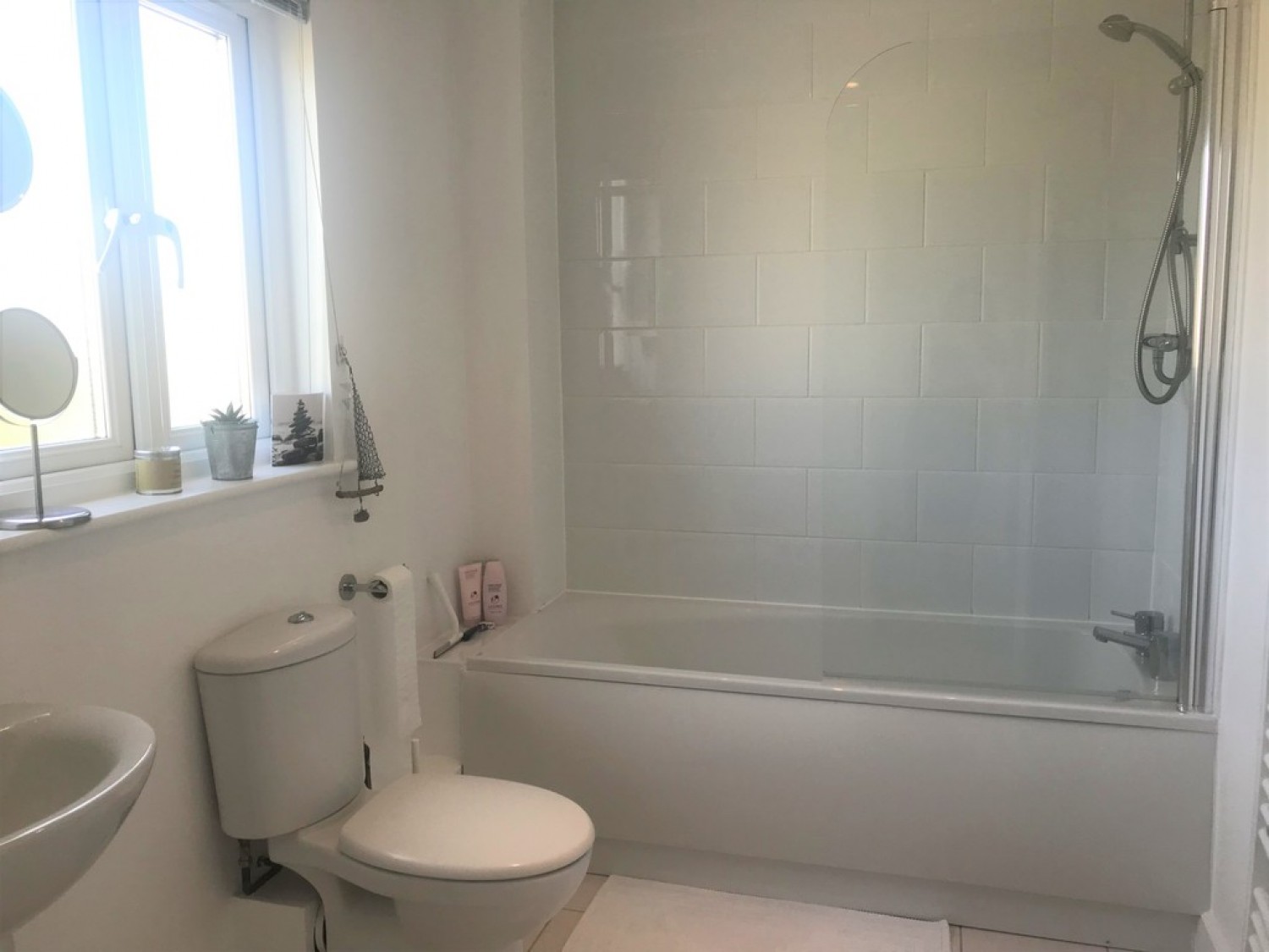 3 bedroom House for Letting Clifden Close, Mullion