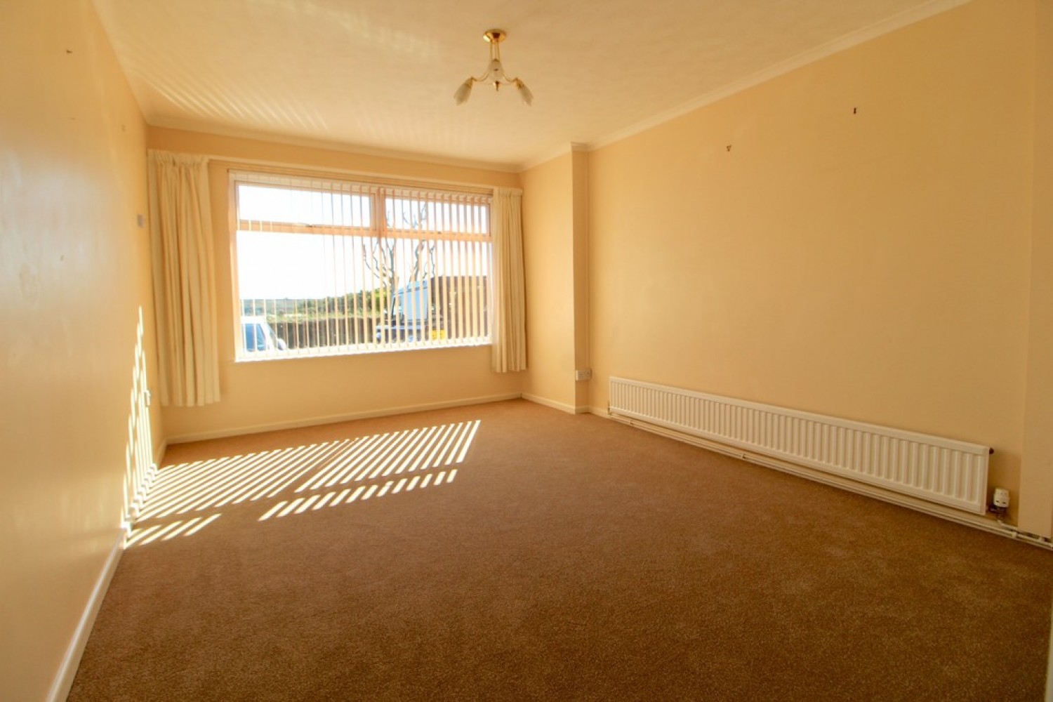 1 bedroom Bungalow for Letting Polurrion Road, Mullion