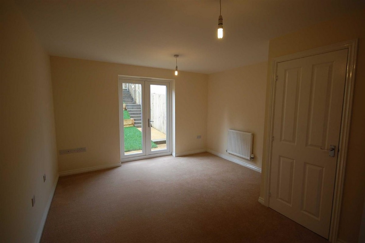 Plover Avenue, Helston