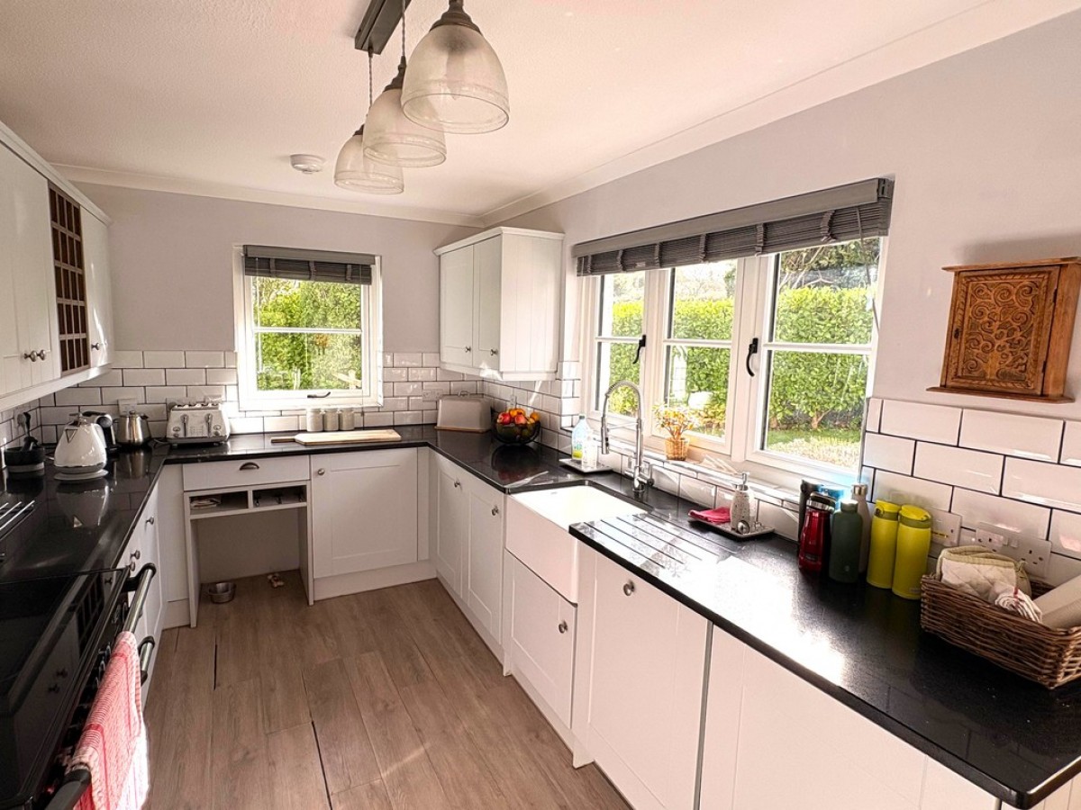 Orchard Lane, Helford