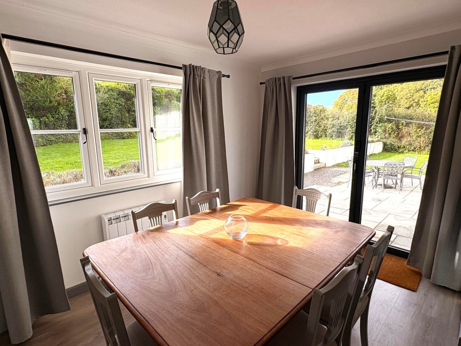 Orchard Lane, Helford