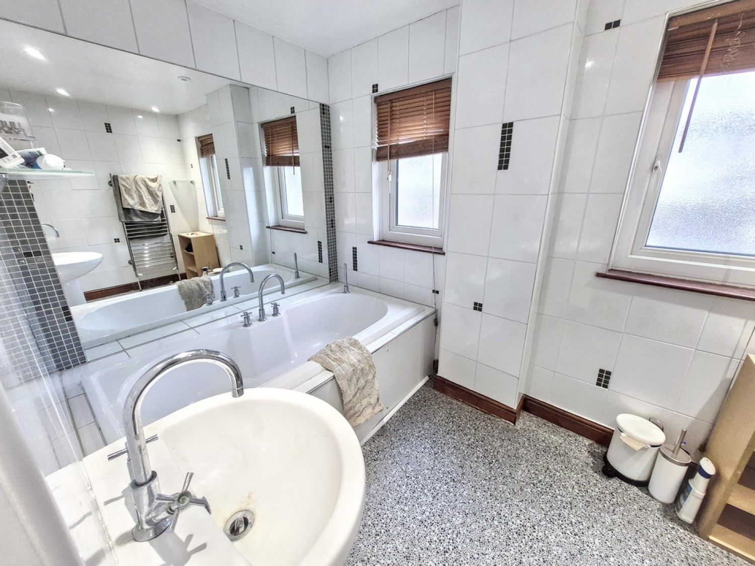 4 bedroom House for Sale Clifton Crescent