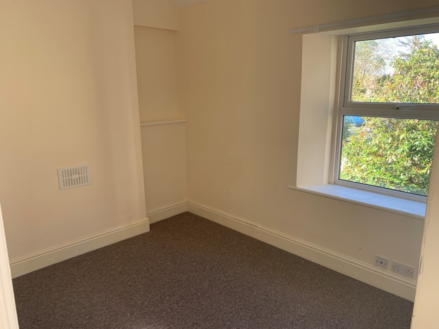 1 bedroom Flat for Letting Falmouth Road, Truro