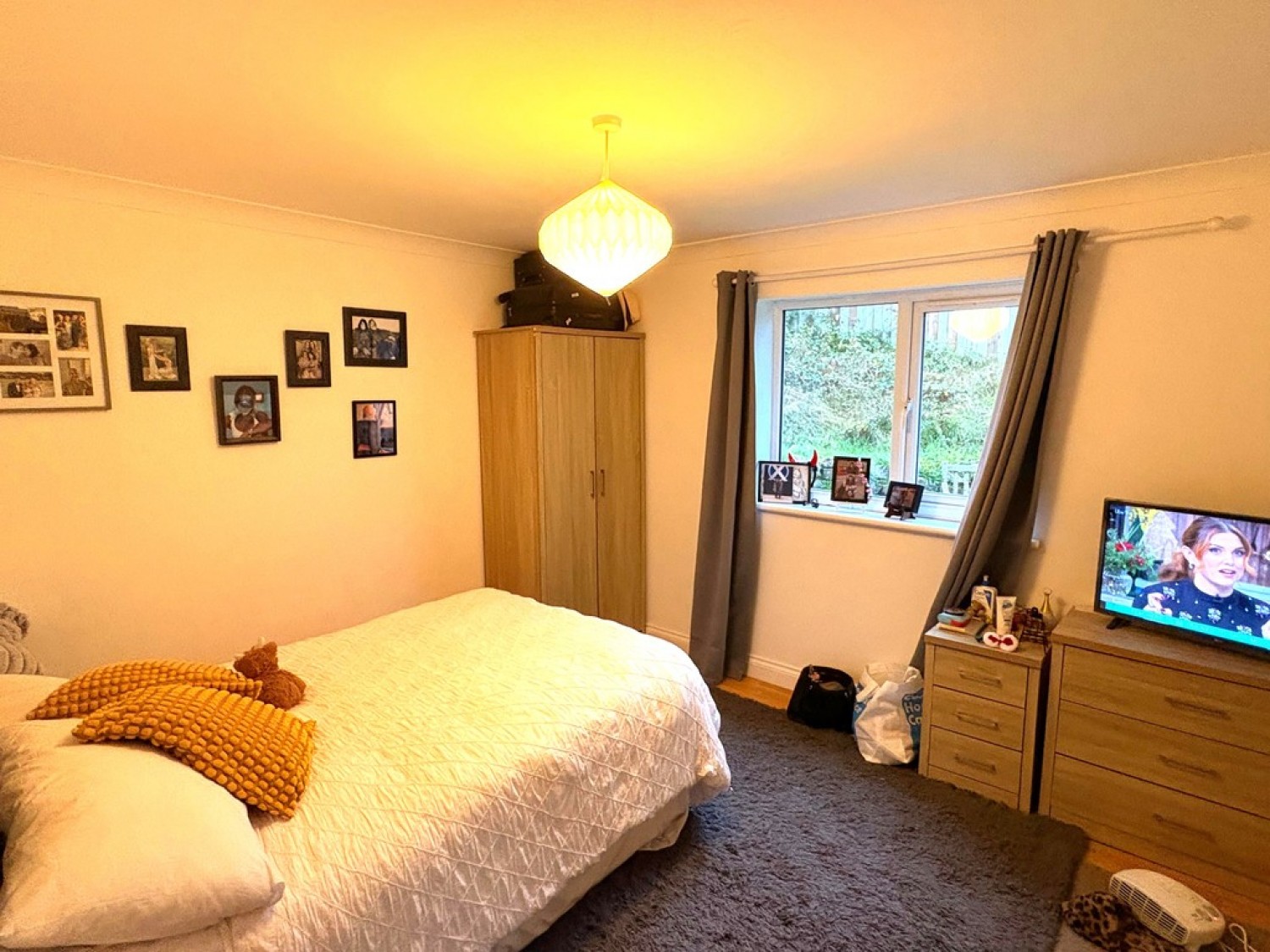 3 bedroom Bungalow for Letting Trevethick Lane, Pool