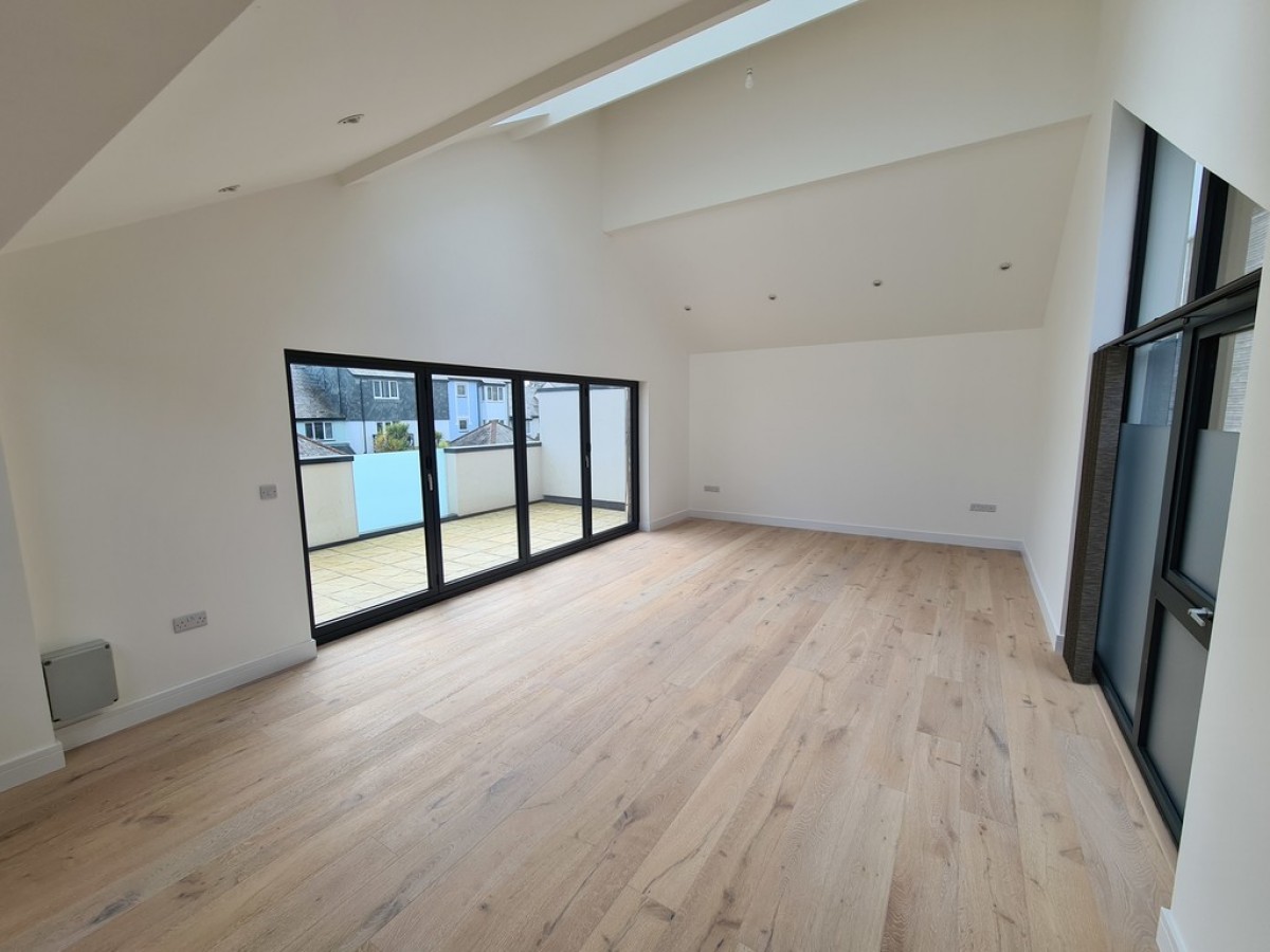 Campbeltown Way, Port Pendennis, Falmouth