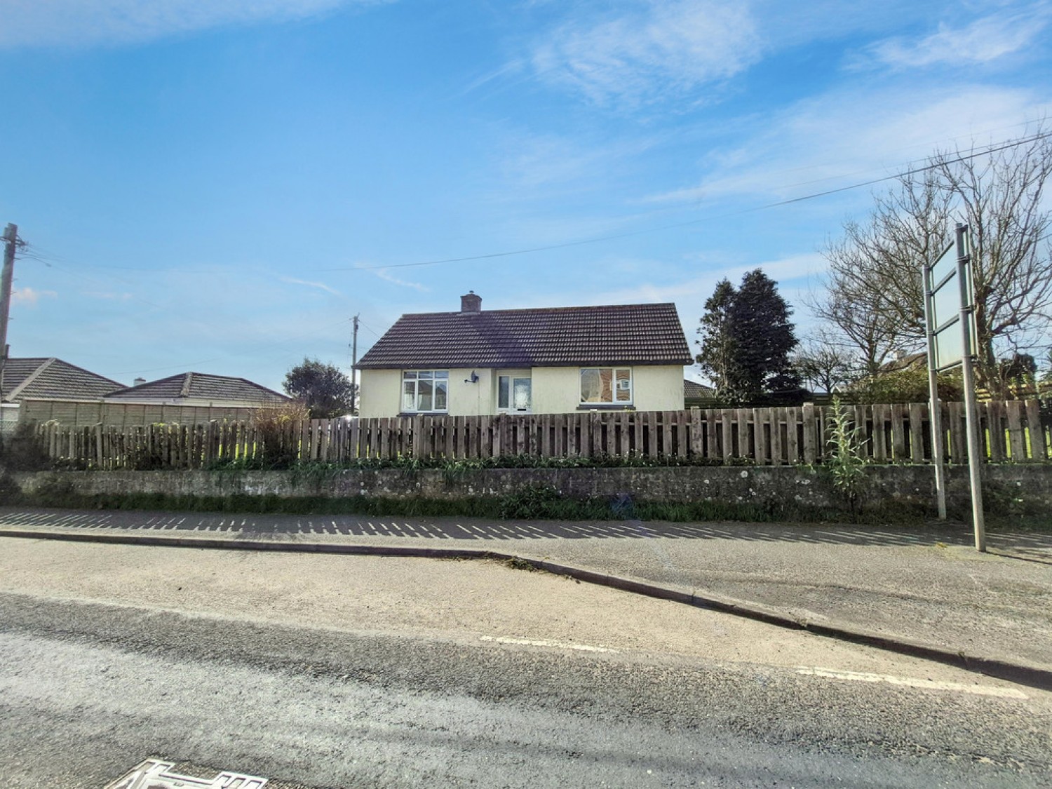 2 bedroom Bungalow for Sale Turnpike, Helston, Cornwall