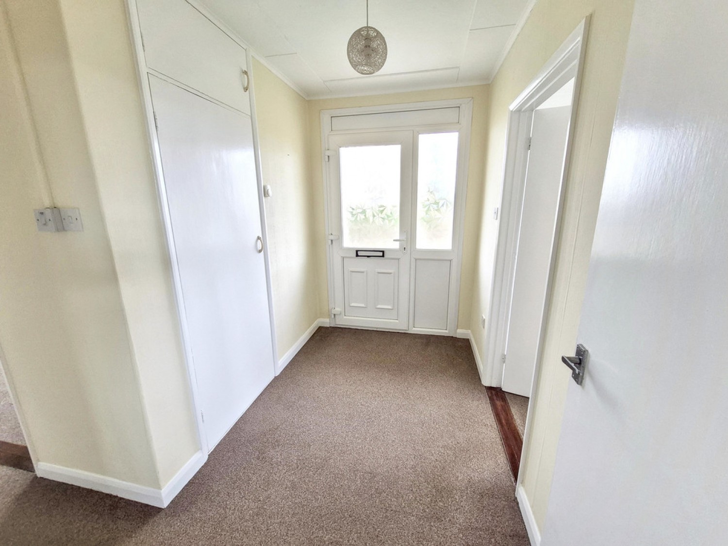 2 bedroom Bungalow for Sale Turnpike, Helston, Cornwall